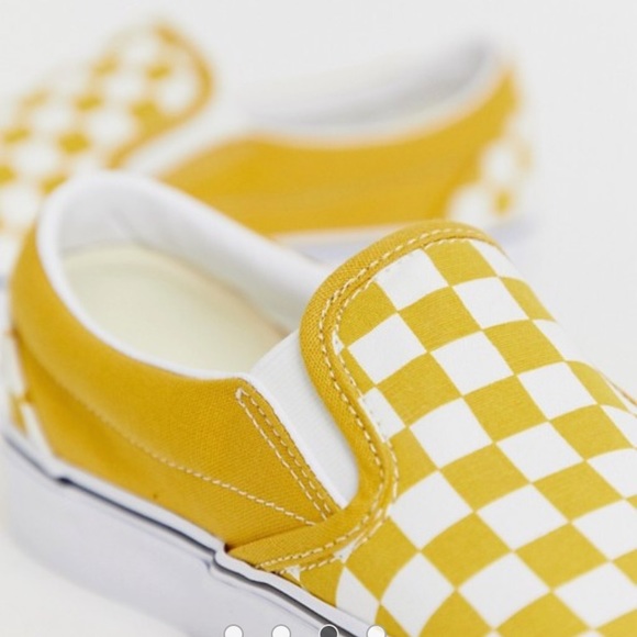 Vans Classic slip on Checkerboard Yolk Yellow - Picture 2 of 6